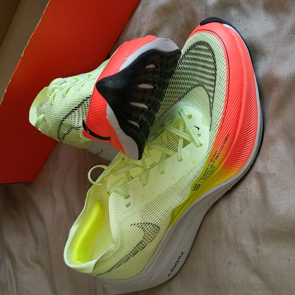 Nike ZoomX Vaporfly Next% 2